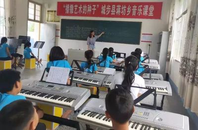一路艰辛一路歌唱——文化艺术培训学校把“艺术的种子”播撒在湖湘大地